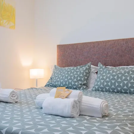 300 Meters From The Lake, Parking - Dolce Riposo Desenzano del Garda