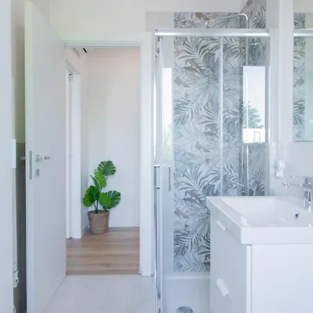 300 Meters From The Lake, Parking - Dolce Riposo Appartement *